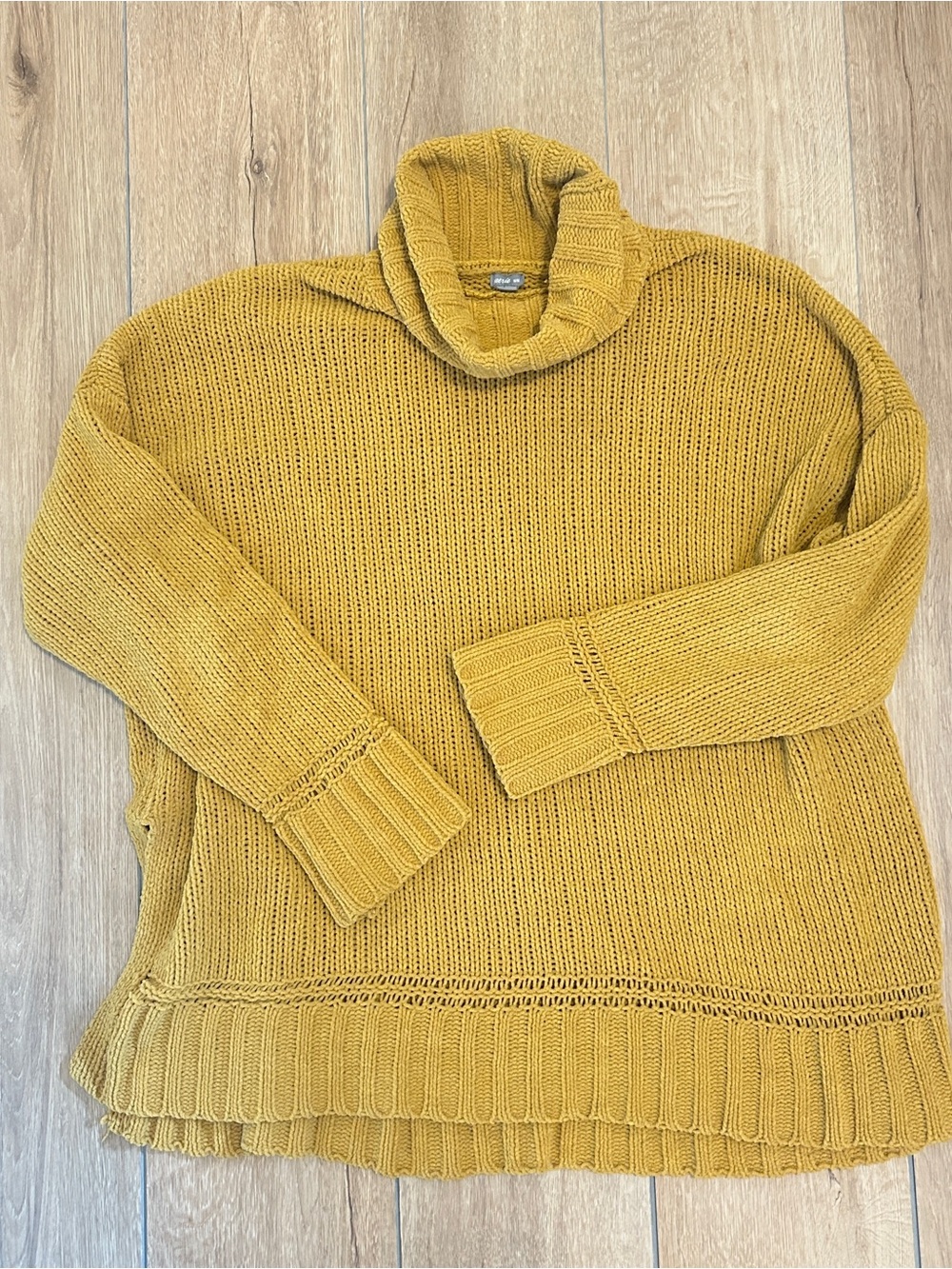 aerie Mustard Yellow Turtleneck Sweater
